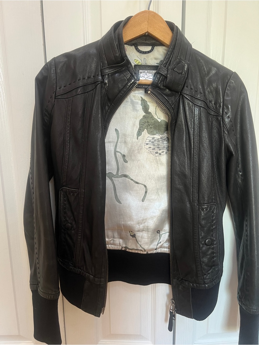 Mackage for Aritzia genuine lambskin leather bomber jacket xs